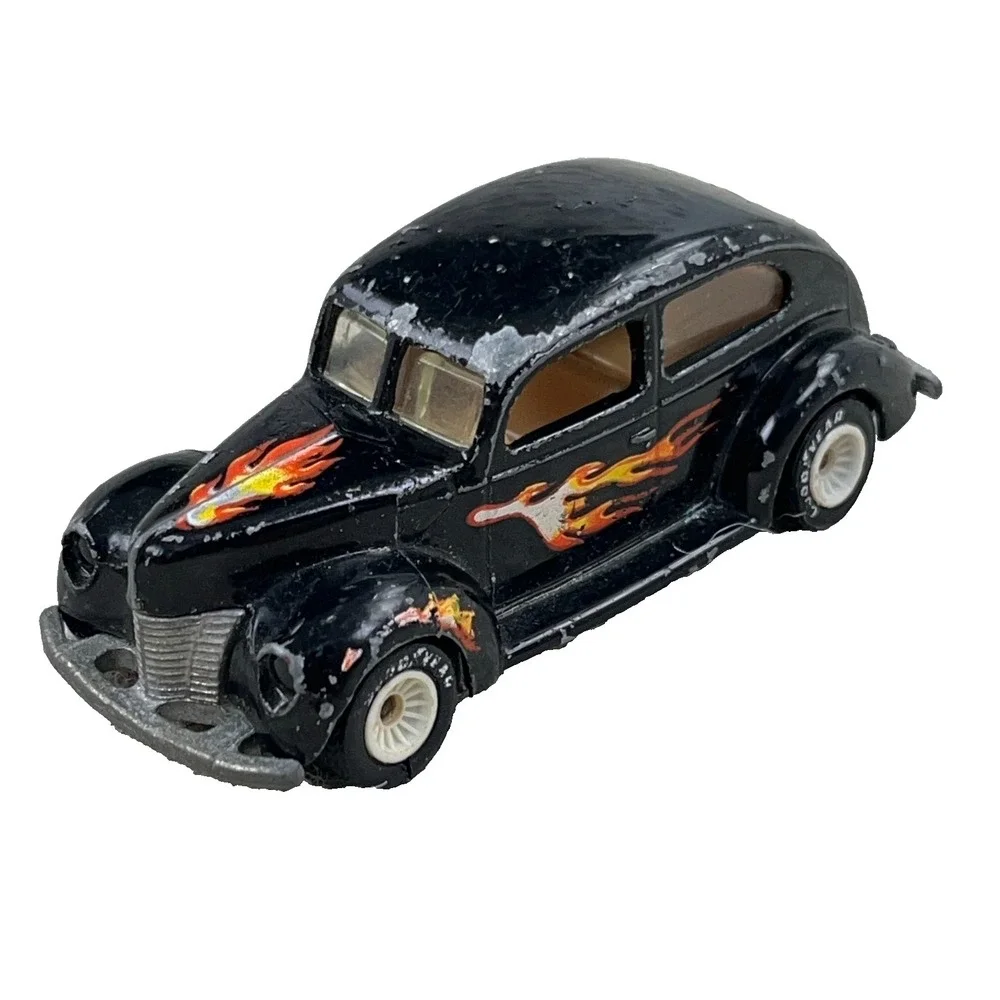 Vintage Hot Wheels 1982 Real Riders 40 Ford‎ 2-Door Malaysia Black Fire Flame